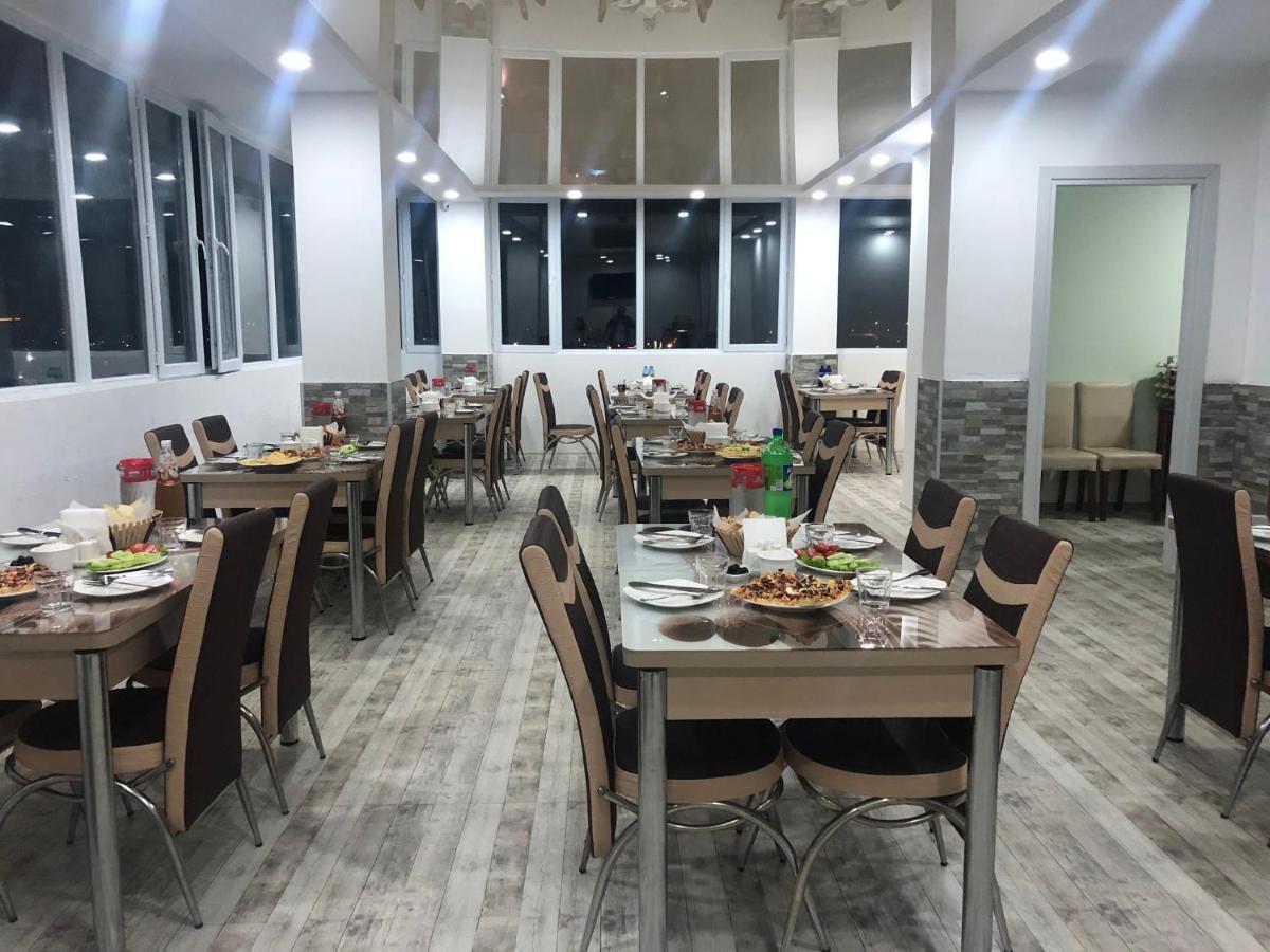 Hotel Royal Georgia Batumi Exterior photo